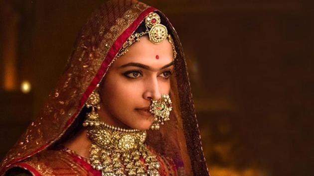 Deepika Padukone has been threatened by the Karni Sena. Deepika Padukone has been threatened by the Karni Sena.