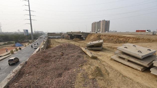 As the first phase of the project, from Delhi’s Akshardham to UP Gate, is likely to be completed in the next two months, all eyes are now on the second phase of the project, which is considered the most crucial part. (Virendra Singh Gosain/HT Photo) As the first phase of the project, from Delhi’s Akshardham to UP Gate, is likely to be completed in the next two months, all eyes are now on the second phase of the project, which is considered the most crucial part. (Virendra Singh Gosain/HT Photo)