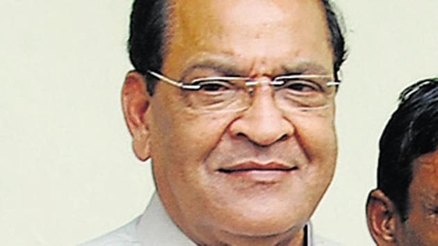 The government was yet to clear pending payments for the 400 buses purchased during the Congress regime. (HT)