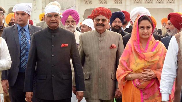President Ram Nath Kovind with Punjab governor VP Singh Badnore and Union minister Harsimrat Kaur Badal at the GoldenTemple in Amritsar. (Sameer Sehgal/HT) President Ram Nath Kovind with Punjab governor VP Singh Badnore and Union minister Harsimrat Kaur Badal at the GoldenTemple in Amritsar. (Sameer Sehgal/HT)
