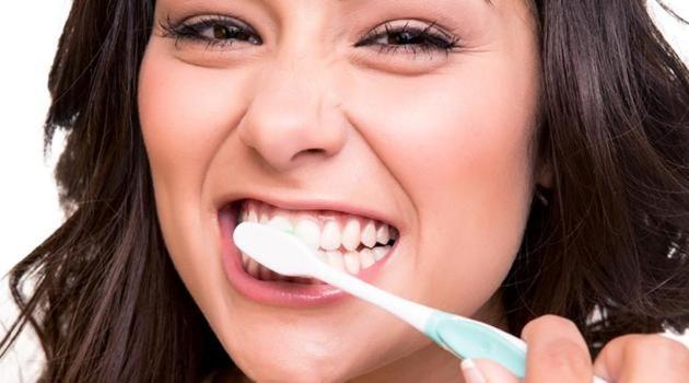 To maintain a healthy mouth, the oral environment must be relatively neutral. (Shutterstock) To maintain a healthy mouth, the oral environment must be relatively neutral. (Shutterstock)