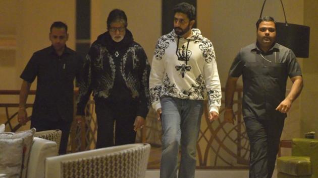Actor Amitabh Bachchan along with his son Abhishek Bachchan at Aaradhya Bachchan’s birthday celebration in Mumbai on November 16 (IANS) Actor Amitabh Bachchan along with his son Abhishek Bachchan at Aaradhya Bachchan’s birthday celebration in Mumbai on November 16 (IANS)