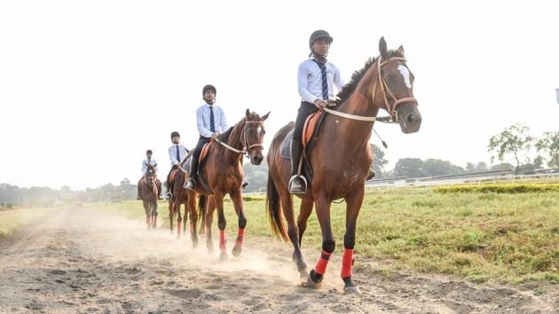 Horse riders prepare for the events at the Southern Star Horse Show-2017 in Pune. (Sanket Wankhade/HT PHOTO) 