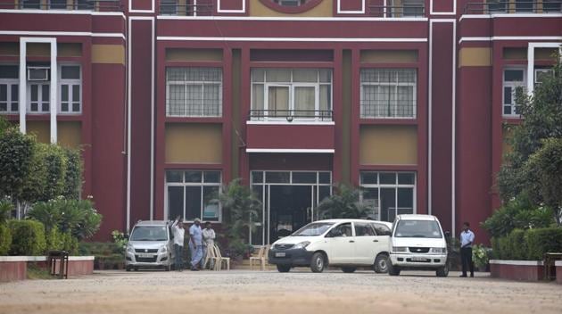 The CBI team investigate for Pradyuman Murder Case at Ryan International School in Bhondsi , in Gurgaon, India, on Saturday, November 11, 2017.(Sanjeev Verma/HT PHOTO Files)
