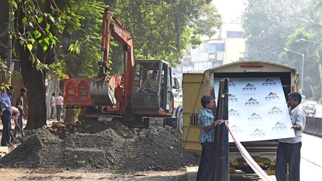 Ride on Mumbai’s SV Road to get smoother | Mumbai news - Hindustan Times