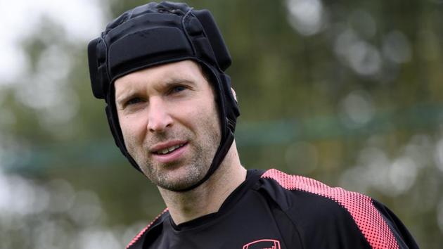 Petr Cech practices ahead of Arsenal’s Premier League match against Tottenham Hotspur. (Action Images via Reuters) Petr Cech practices ahead of Arsenal’s Premier League match against Tottenham Hotspur. (Action Images via Reuters)