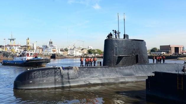 The Argentine military submarine ARA San Juan and crew are seen leaving the port of Buenos Aires, Argentina June 2, 2014. (Reuters File Photo) The Argentine military submarine ARA San Juan and crew are seen leaving the port of Buenos Aires, Argentina June 2, 2014. (Reuters File Photo)