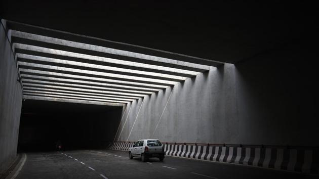 A vehicle crosses an underpass in Sector 62 Noida. The second phase of the Delhi-Meerut Expressway (DME) project, from UP Gate to Dasna, is likely to be completed by May 2019, a year ahead of the originally scheduled deadline of May 2020. (Virendra Singh Gosain / HT Photo) A vehicle crosses an underpass in Sector 62 Noida. The second phase of the Delhi-Meerut Expressway (DME) project, from UP Gate to Dasna, is likely to be completed by May 2019, a year ahead of the originally scheduled deadline of May 2020. (Virendra Singh Gosain / HT Photo)