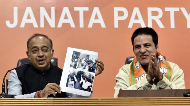 Actor Rahul Roy with Union minister Vijay Goel at the BJP headquarters in New Delhi. (Sonu Mehta/HT Photo) Actor Rahul Roy with Union minister Vijay Goel at the BJP headquarters in New Delhi. (Sonu Mehta/HT Photo)