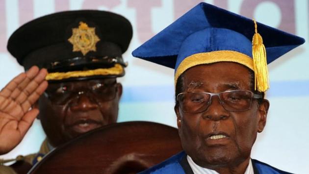Zimbabwe President Robert Mugabe attends a university graduation ceremony in Harare, Zimbabwe, November 17, 2017. (REUTERS Photo) Zimbabwe President Robert Mugabe attends a university graduation ceremony in Harare, Zimbabwe, November 17, 2017. (REUTERS Photo)