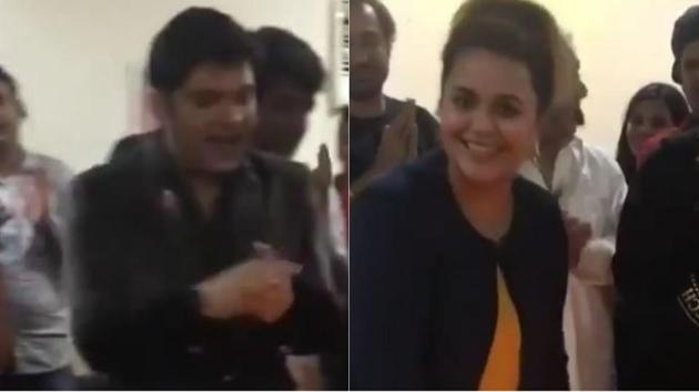 Kapil Sharma and girlfriend Ginni Chatrath were seen celebrating her birthday together. Kapil Sharma and girlfriend Ginni Chatrath were seen celebrating her birthday together.