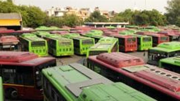 Delhi currently has 5,425 buses under the DTC and cluster service which are parked in 262 acres of depots located across the city. (HT File) Delhi currently has 5,425 buses under the DTC and cluster service which are parked in 262 acres of depots located across the city. (HT File)