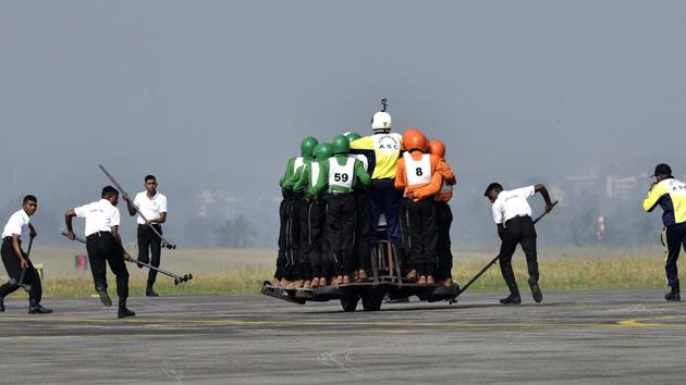 During practice sessions the team ran with 60 members. Among them, rider Subedar Rampal Yadav and Sepoy Murugesan have been part of all 19 record holding teams. (Arijit Sen / HT Photo) During practice sessions the team ran with 60 members. Among them, rider Subedar Rampal Yadav and Sepoy Murugesan have been part of all 19 record holding teams. (Arijit Sen / HT Photo)