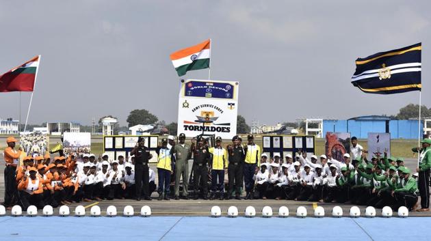 The record-breaking team poses for a group photo after the successful attempt. Formed 35 years ago, the ASC Tornadoes team debuted at the 9th Asian Games in New Delhi in 1982 and has participated in over 1,000 major international and national events over the decades. (Arijit Sen / HT Photo) The record-breaking team poses for a group photo after the successful attempt. Formed 35 years ago, the ASC Tornadoes team debuted at the 9th Asian Games in New Delhi in 1982 and has participated in over 1,000 major international and national events over the decades. (Arijit Sen / HT Photo)