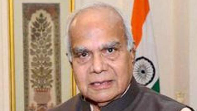 Tamil Nadu governor Banwarilal Purohit.(PTI File Photo) Tamil Nadu governor Banwarilal Purohit.(PTI File Photo)