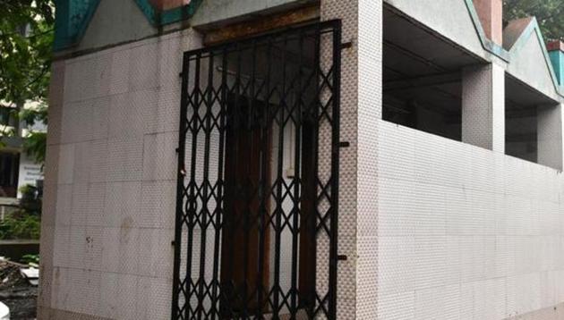 Where are the public toilets for women? If they exist, they are so filthy and dangerous that women prefer to not use them (FILE) Where are the public toilets for women? If they exist, they are so filthy and dangerous that women prefer to not use them (FILE)