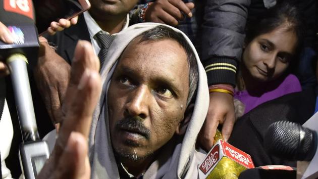42-year-old Ashok Kumar talks to the media after the release from Bhondsi jail on bail. (Sanjeev Verma/HT PHOTO) 42-year-old Ashok Kumar talks to the media after the release from Bhondsi jail on bail. (Sanjeev Verma/HT PHOTO)