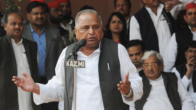 Mulayam Singh Yadav said 28 people had lost their lives in the police firing at Ayodhya on October 30, 1990. (Subhankar Chakraborty/HT Photo) Mulayam Singh Yadav said 28 people had lost their lives in the police firing at Ayodhya on October 30, 1990. (Subhankar Chakraborty/HT Photo)
