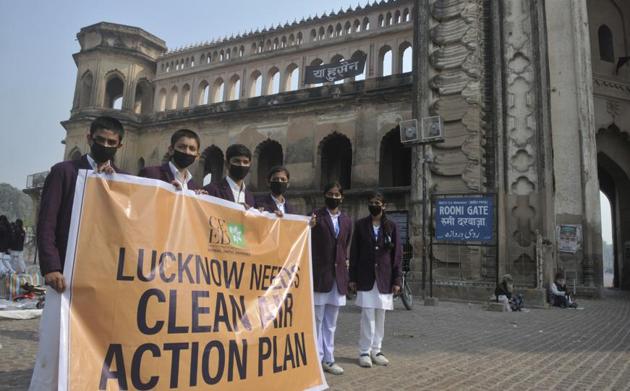 The air quality data released by the Central Pollution Control Board (CPCB) showed that Lucknow’s air was most polluted among that of all the cities in the country on November 14, 2017. (Deepak Gupta/HT Photo) The air quality data released by the Central Pollution Control Board (CPCB) showed that Lucknow’s air was most polluted among that of all the cities in the country on November 14, 2017. (Deepak Gupta/HT Photo)