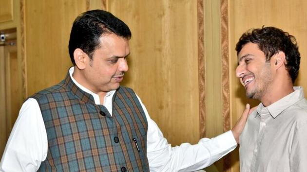 Afroz Shah with the CM on Thursday. (HT) Afroz Shah with the CM on Thursday. (HT)