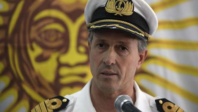 Argentine Navy spokesman, Captain Enrique Balbi delivers a press conference at the Navy headquarters in Buenos Aires, on November 23, 2017.(AFP)