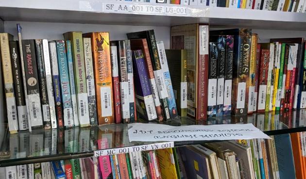 The shelves at Jyotsna Dhirajlal Talakchand High School in Malad are now full of books. (HT photo) The shelves at Jyotsna Dhirajlal Talakchand High School in Malad are now full of books. (HT photo)