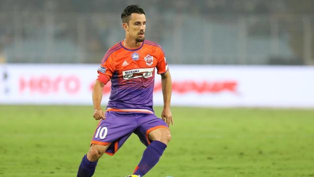 Marcelinho’s goal was the only difference between the two sides in the first half. (ISL) Marcelinho’s goal was the only difference between the two sides in the first half. (ISL)