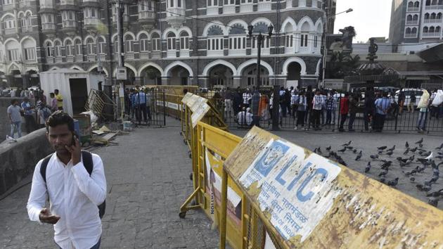 Security tightened at Gateway Of India in Mumbai. (Anshuman Poyrekar/HT Photo) Security tightened at Gateway Of India in Mumbai. (Anshuman Poyrekar/HT Photo)