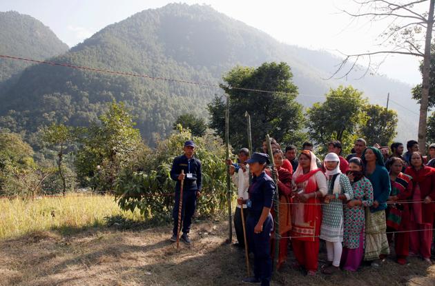 Villagers wait in a queue to cast their votes at a polling station during the parliamentary and provincial elections in Sindhupalchok District, Nepal November 26, 2017. REUTERS/Navesh Chitrakar(REUTERS) Villagers wait in a queue to cast their votes at a polling station during the parliamentary and provincial elections in Sindhupalchok District, Nepal November 26, 2017. REUTERS/Navesh Chitrakar(REUTERS)