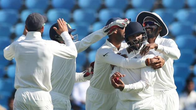 After resuming on 21/1, Sri Lanka kept India’s bowlers at bay for six overs before Dimuth Karunaratne fell to Ravindra Jadeja. (BCCI )