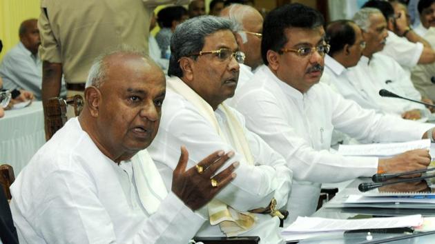 Former prime minister HD Deve Gowda along with others at an All Party Meeting on Cauvery Water Sharing Issue at Vidhan Soudha in Bengaluru. (PTI File Photo) Former prime minister HD Deve Gowda along with others at an All Party Meeting on Cauvery Water Sharing Issue at Vidhan Soudha in Bengaluru. (PTI File Photo)