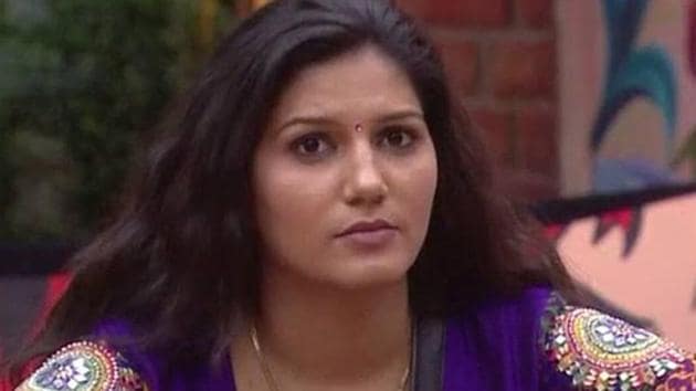 Sapna Choudhary was a known performer in the Delhi-NCR region even before entering Bigg Boss 11. Sapna Choudhary was a known performer in the Delhi-NCR region even before entering Bigg Boss 11.