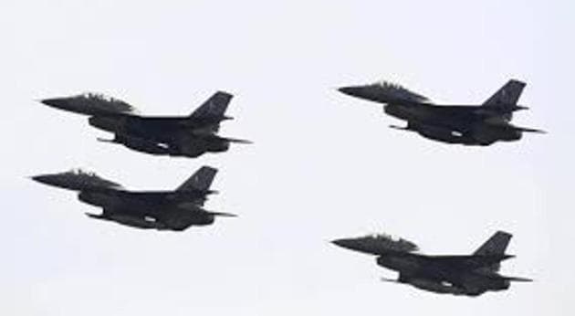 File photo of Pakistani F-16 fighter jets in Islamabad.(Reuters)
