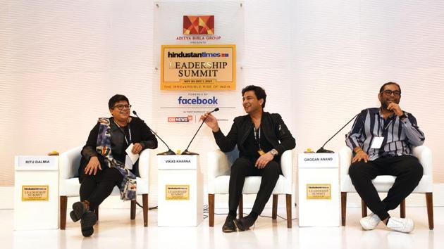 Two of India’s most internationally acclaimed chefs pushed for a need to promote regional Indian food. Regional food, poetry and the changing world food scenario were on the menu. Tempered with wit, Indian’s very own Michelin Star chef Vikas Khanna (C) and restaurateur Gaggan Anand (R) in conversation with Ritu Dalmia, chef and restaurateur had the audience eating out of their palms. (Vipin Kumar / HT Photo)