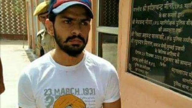 Lawrence Bishnoi was brought to Mohali after the district police nabbed members of his gang from Dwarka in Delhi.(HT File) Lawrence Bishnoi was brought to Mohali after the district police nabbed members of his gang from Dwarka in Delhi.(HT File)