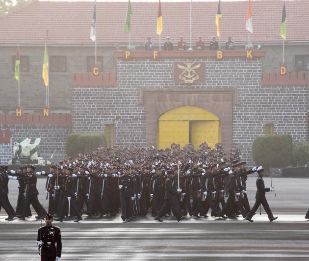 Cadets march during the Passing Out Parade of the 133rd course of the National Defence Academy (NDA) in Pune on Thursday. (Sanket Wankhade/HT PHOTO) Cadets march during the Passing Out Parade of the 133rd course of the National Defence Academy (NDA) in Pune on Thursday. (Sanket Wankhade/HT PHOTO)