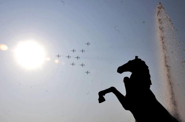 Indian Airforce planes put up a show at the Passing Out Parade of the 133rd course of the National Defence Academy (NDA) in Pune on Thursday. (ht photo) Indian Airforce planes put up a show at the Passing Out Parade of the 133rd course of the National Defence Academy (NDA) in Pune on Thursday. (ht photo)