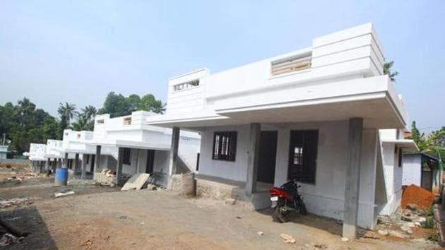 Under the PMAY scheme, houses will be given to those who do not have own home anywhere in India. Municipal corporation has planned to construct 9,458 houses at ten areas of the city. (HT REPRESENTATIVE PHOTO)