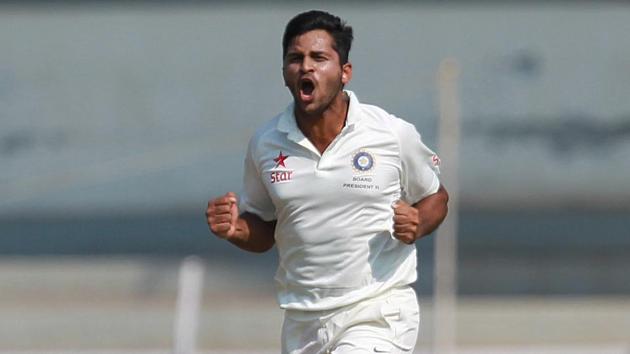 Shardul Thakur has been ruled out of the Ranji Trophy quarterfinal match due to a shoulder injury. (HT file photo) Shardul Thakur has been ruled out of the Ranji Trophy quarterfinal match due to a shoulder injury. (HT file photo)