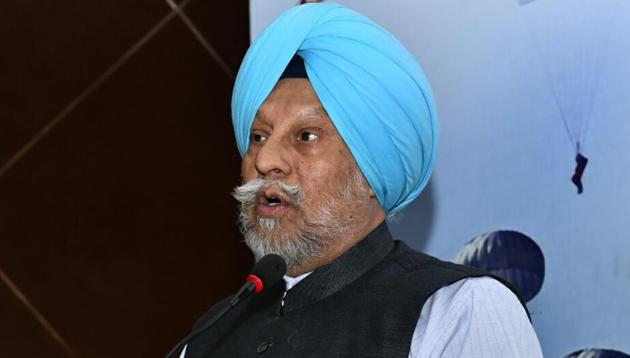 Brigadier IS Gakhal talking about 1st Sikh’s operations in the first Kashmir War at the Military Literature Festival’s Veterans Parleys. (Harmeet Singh Dhillon) Brigadier IS Gakhal talking about 1st Sikh’s operations in the first Kashmir War at the Military Literature Festival’s Veterans Parleys. (Harmeet Singh Dhillon)