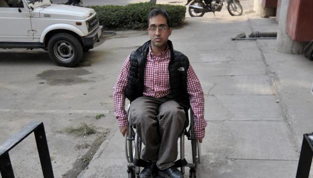 The ramp outside the Chandigarh MC office is difficult to use because the tiles are broken. (Ravi Kumar/HT) The ramp outside the Chandigarh MC office is difficult to use because the tiles are broken. (Ravi Kumar/HT)