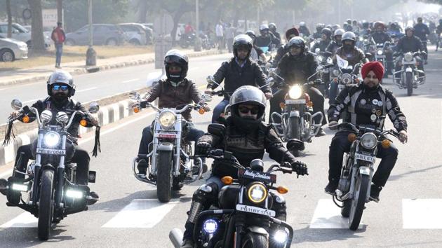 A motorbike rally to promote the Military Literature Festival in Chandigarh on Sunday.(Keshav Singh/HT)