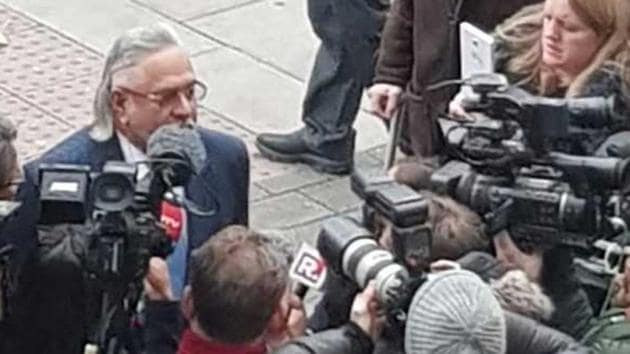 Liquor tycoon Vijay Mallya arrives at the Westminster Magistrates Court. (Prasun Sonwalkar/HT) Liquor tycoon Vijay Mallya arrives at the Westminster Magistrates Court. (Prasun Sonwalkar/HT)