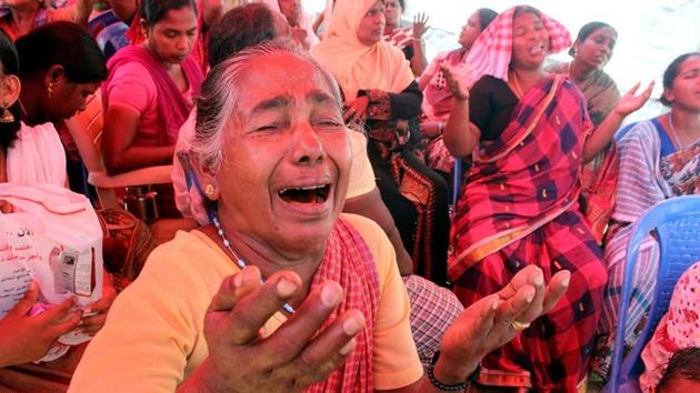 Relatives of fishermen grieve in Thiruvananthapuram, Kerala, on Sunday. (Vivek Nair/HT) Relatives of fishermen grieve in Thiruvananthapuram, Kerala, on Sunday. (Vivek Nair/HT)