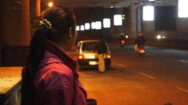 The driver and cleaner attempted to rape her after travelling for a kilometre and she jumped off the moving van.(HT File Photo) The driver and cleaner attempted to rape her after travelling for a kilometre and she jumped off the moving van.(HT File Photo)