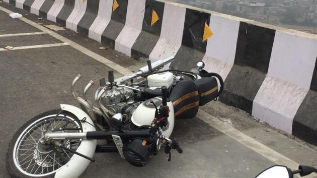 The two were taken to Babu Jagjivan Ram Memorial Hospital hospital by a passerby. (Photo: Sourced) The two were taken to Babu Jagjivan Ram Memorial Hospital hospital by a passerby. (Photo: Sourced)