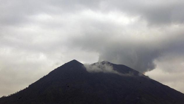 Mount Agung volcano is seen in Karangasem, Bali, Indonesia. (AP) Mount Agung volcano is seen in Karangasem, Bali, Indonesia. (AP)