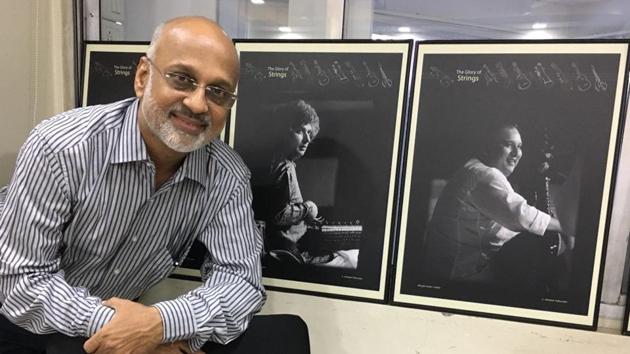 Photographer Sateesh Paknikar will showcase sound of the string instruments through his photographs at the 65th Sawai Gandharva Bhimsen Sangeet Mahostav.(HT PHOTO)