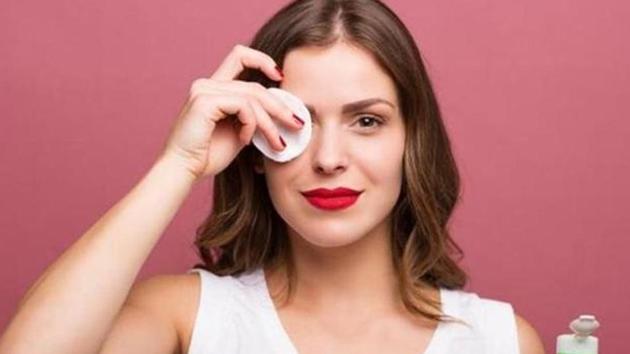 You don’t want to go to bed with your make-up, dirt, excess oils and any chemicals that you come into contact with during the day. (Shutterstock) You don’t want to go to bed with your make-up, dirt, excess oils and any chemicals that you come into contact with during the day. (Shutterstock)