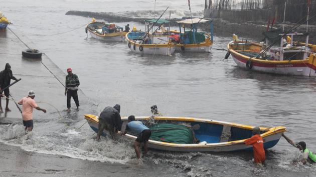 Mumbai fishermen: no shelter from this storm